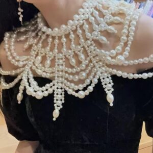 the sovereign's mantle pearl collar